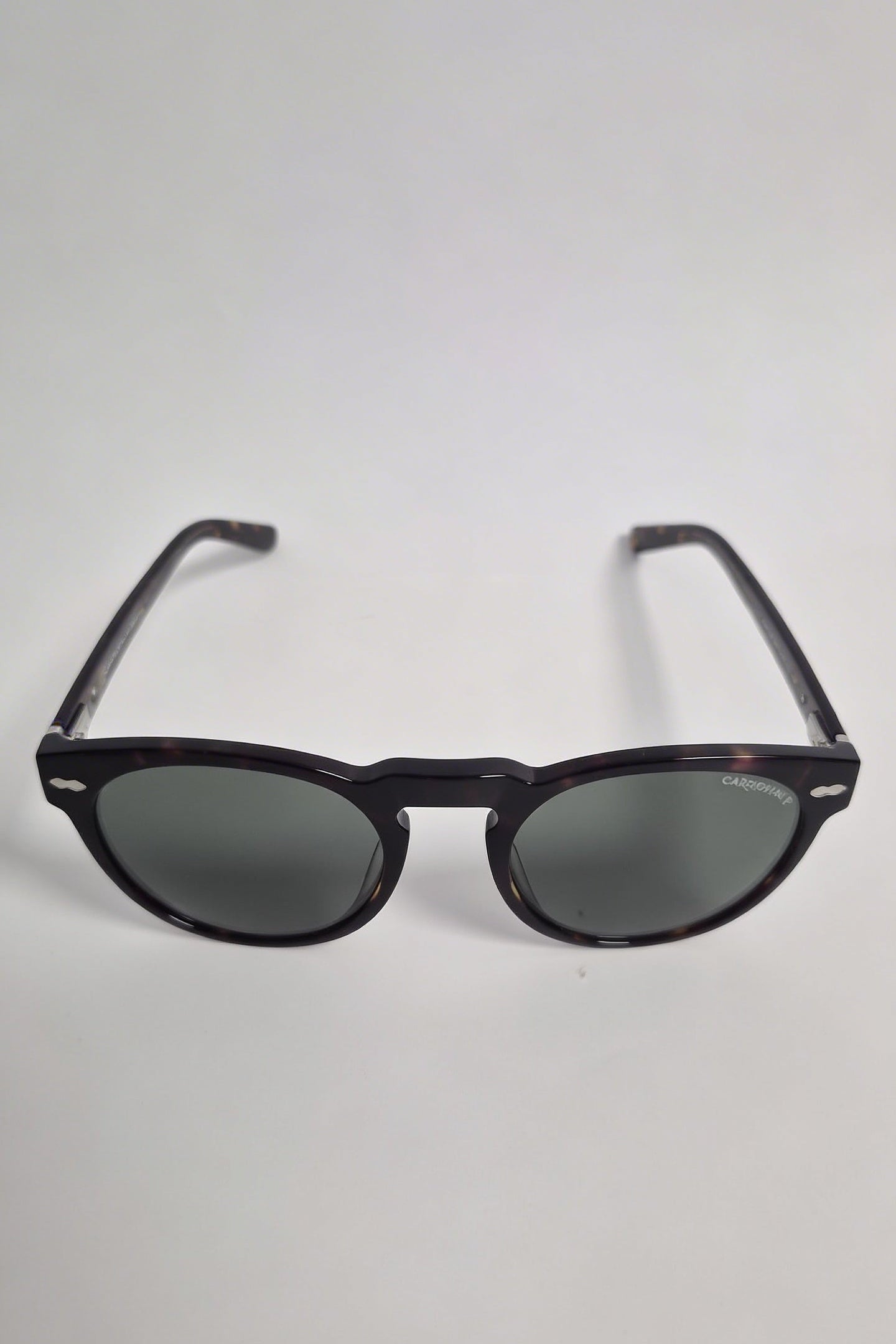 DROP 002 / BE THE LIGHT