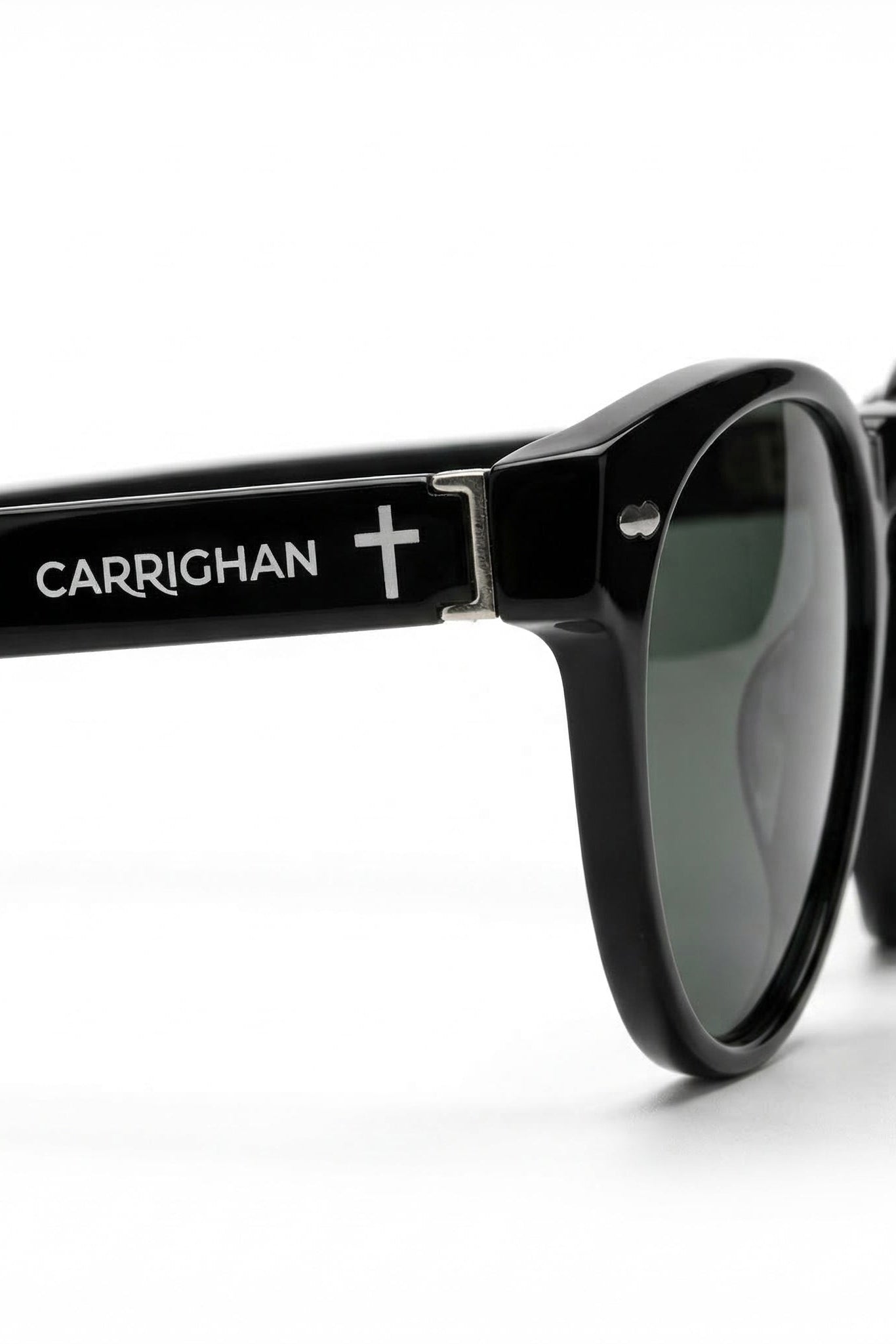 DROP 002 / BE THE LIGHT